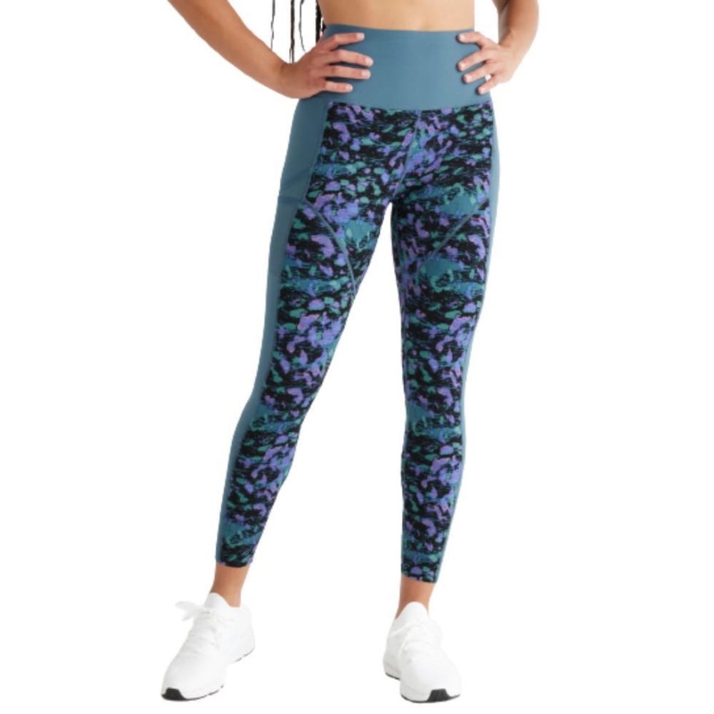 Knix LeakStrong™ Leakproof Legging Sz S